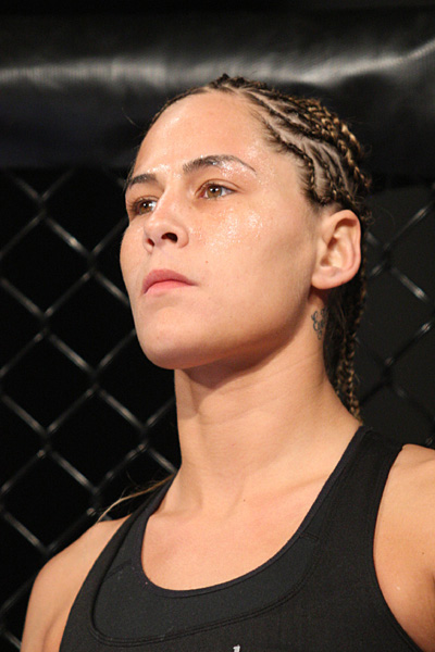 Pic by SHERDOG.COM -click for source- Credit: Keith Mills